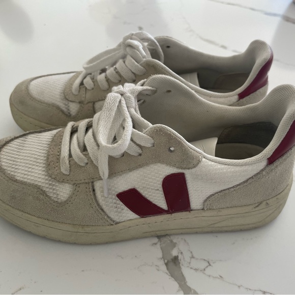 Veja Women's Sneakers in White and Red - Picture 4 of 4